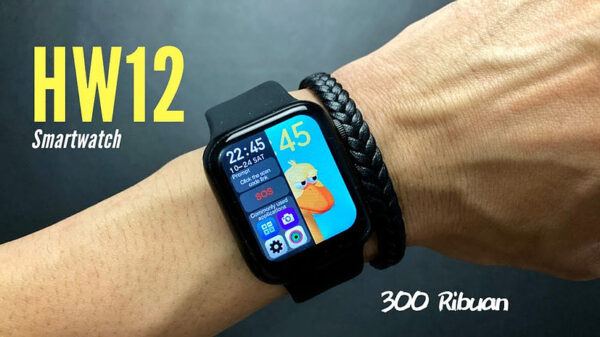 HW12 smartwatch